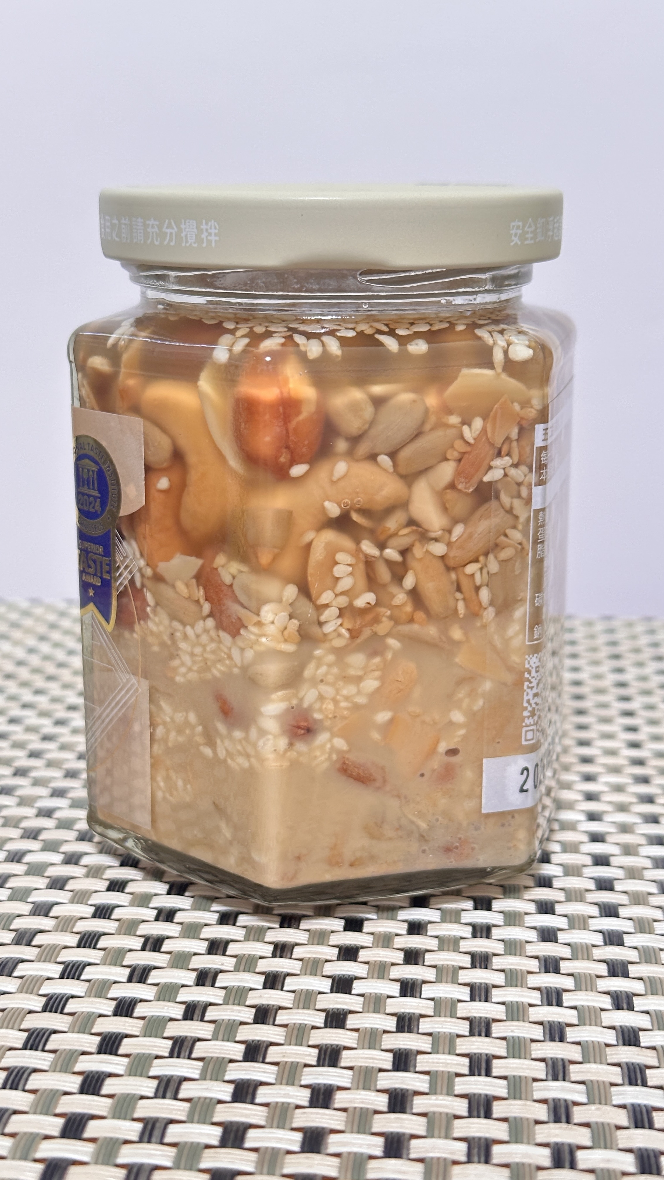 揭開餐桌上的神級調味:五仁辣麻果油,一匙讓平凡變傳奇 - 第3張圖